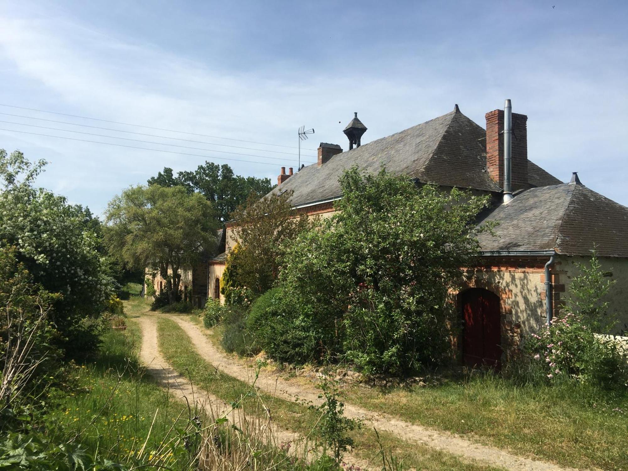 Domaine De La Haute-Porte Souvigné-sur-Sarthe Exterior foto