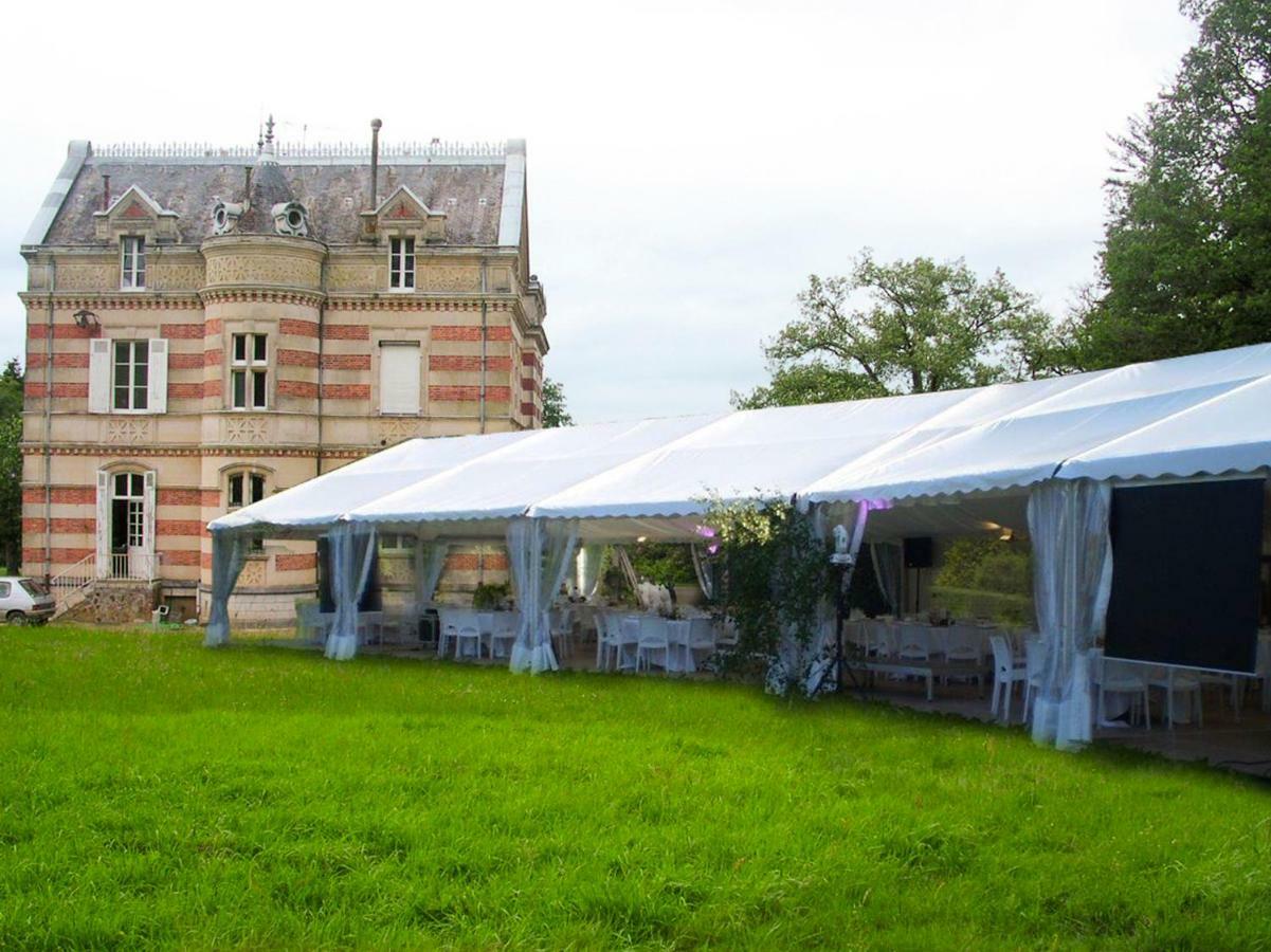 Domaine De La Haute-Porte Souvigné-sur-Sarthe Exterior foto